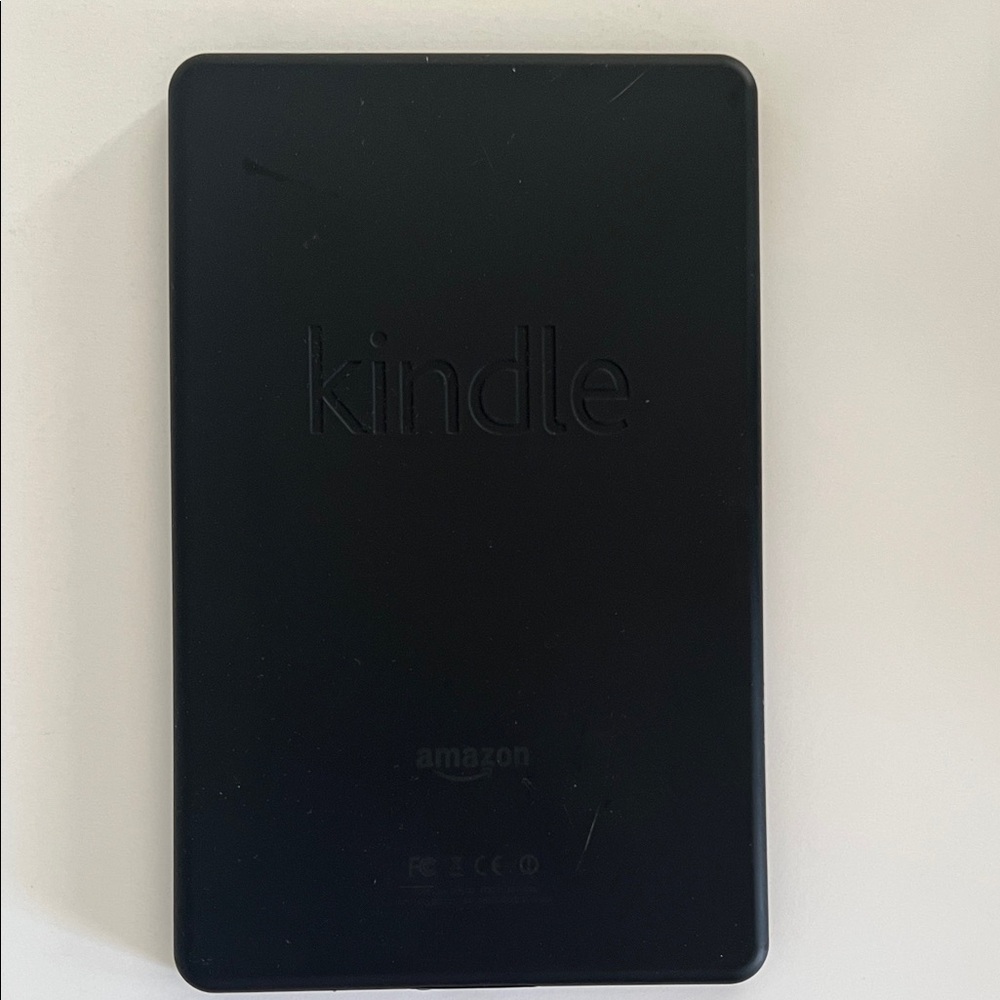 Sleek Black Tablet - Picture 5 of 5